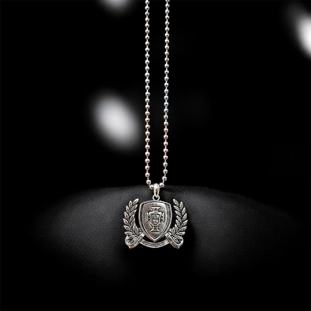 LUKi ball chain